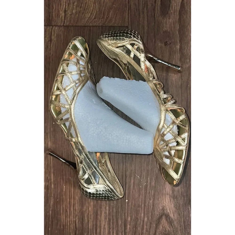 BCBG Cage Heels  - Picture 6 of 8